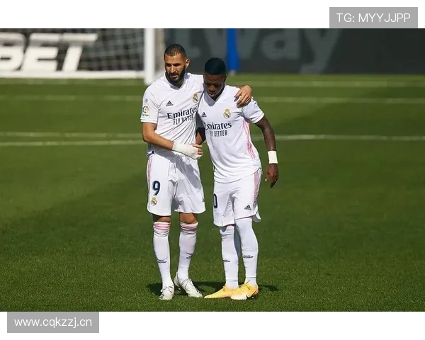 维尼修斯与本泽马的化学反应