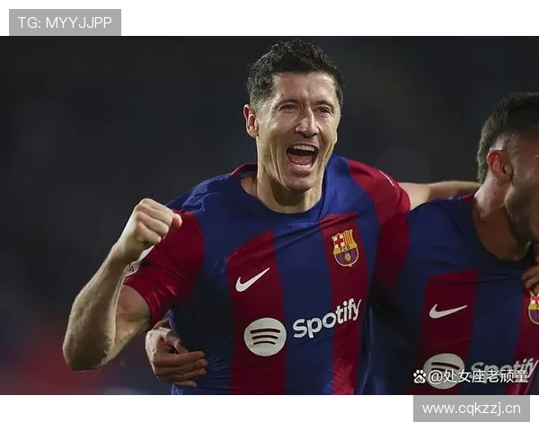 苏亚雷斯 vs 莱万：谁才是更全面的中锋