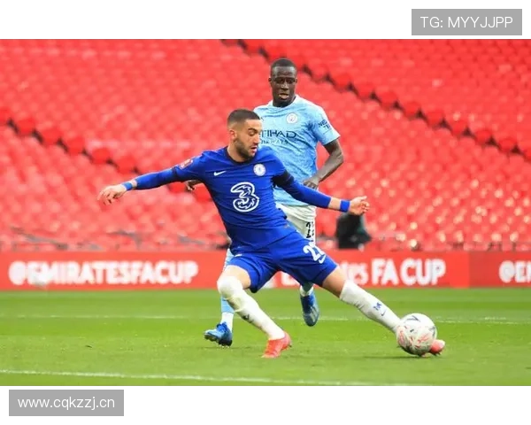 切尔西陷入战术迷宫：战术体系混乱导致豪门地位下滑，究竟谁来拯救这支濒临危机的球队？