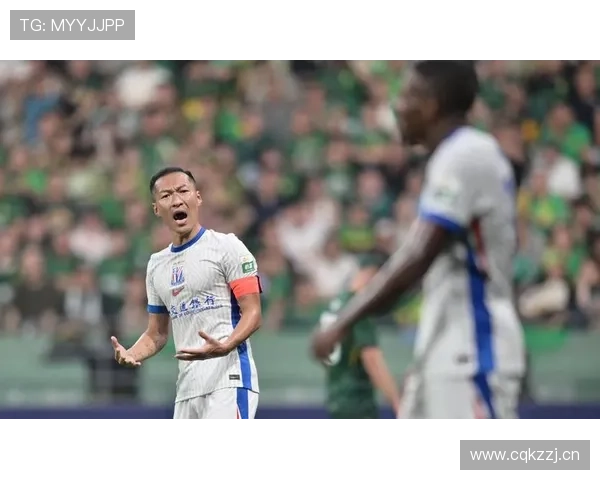 申花中场控不住节奏问题显现,当前阶段团队体系与球员表现均受考验 申花中场控不住节奏问题显现,当前阶段团队体系与球员表现均受考验